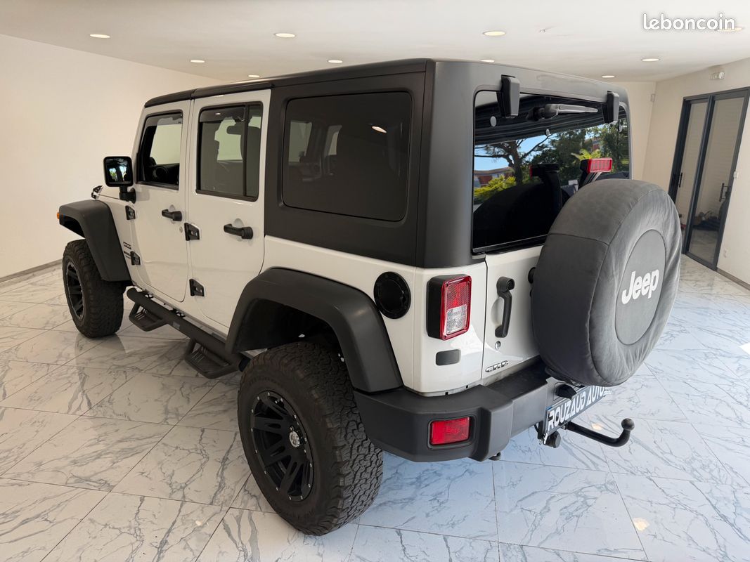 Jeep Wrangler Sport Unlimited 2.8 CRD 200 chevaux / 67 500 kms (image 5)