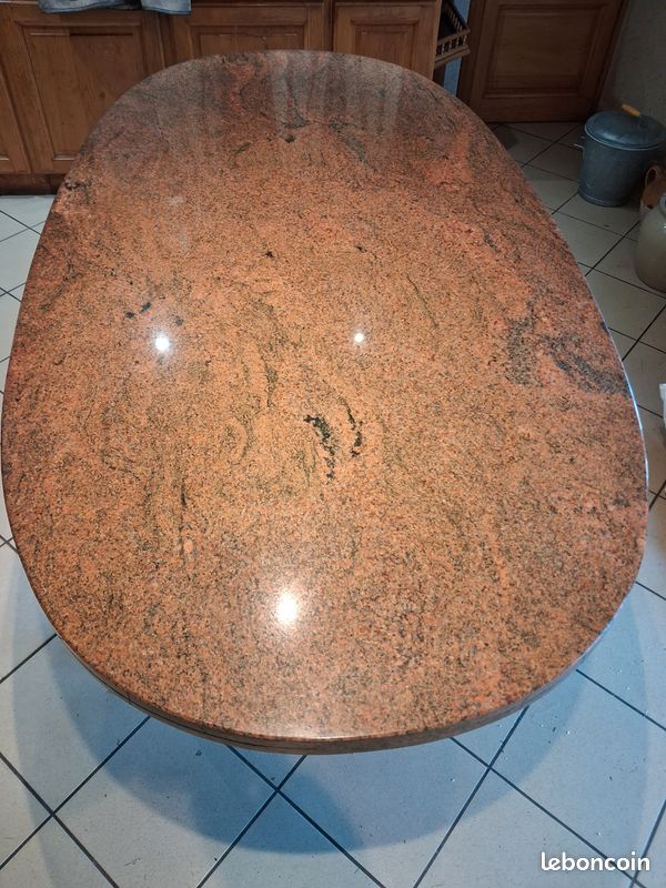 Table dessus granit (image 2)