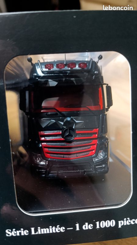 Miniature Camion Eligor 1/43 - Mercedes Actros MP4 Bigspace - Transports Boueix - 114888