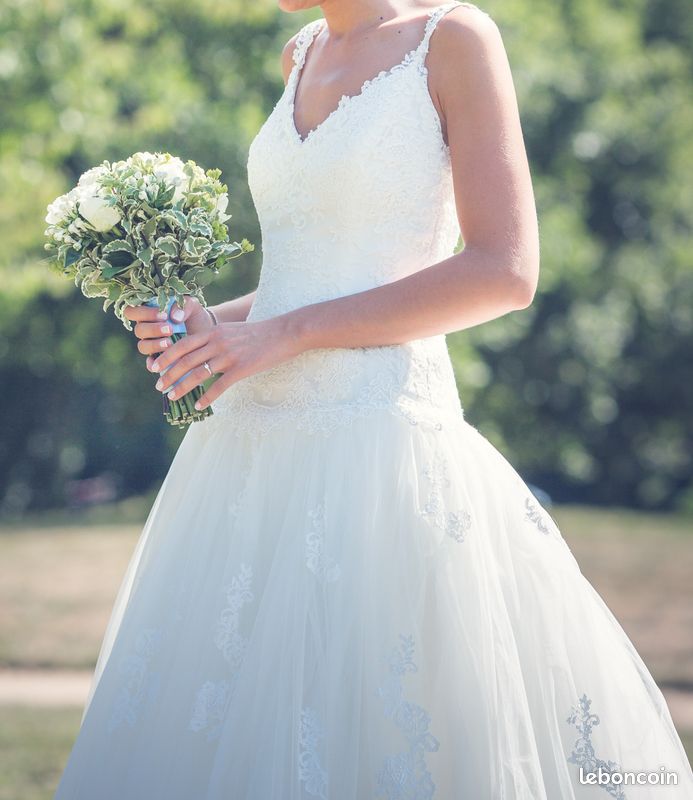 Robe de mariée + jupon + voile (image 3)