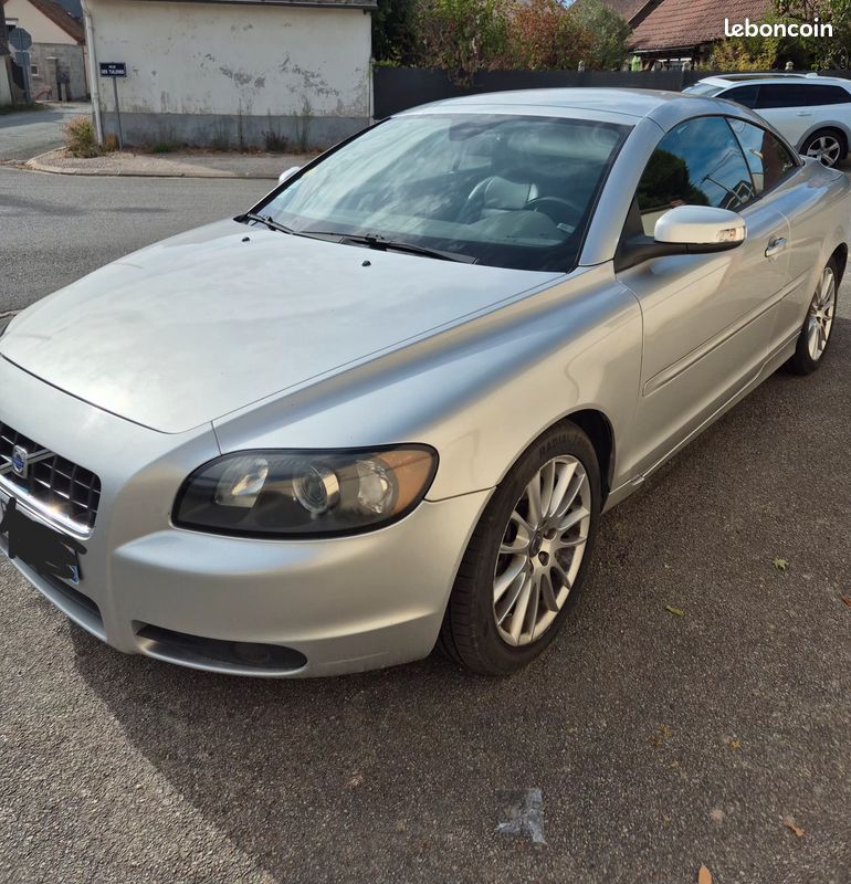 Volvo c70 (image 6)
