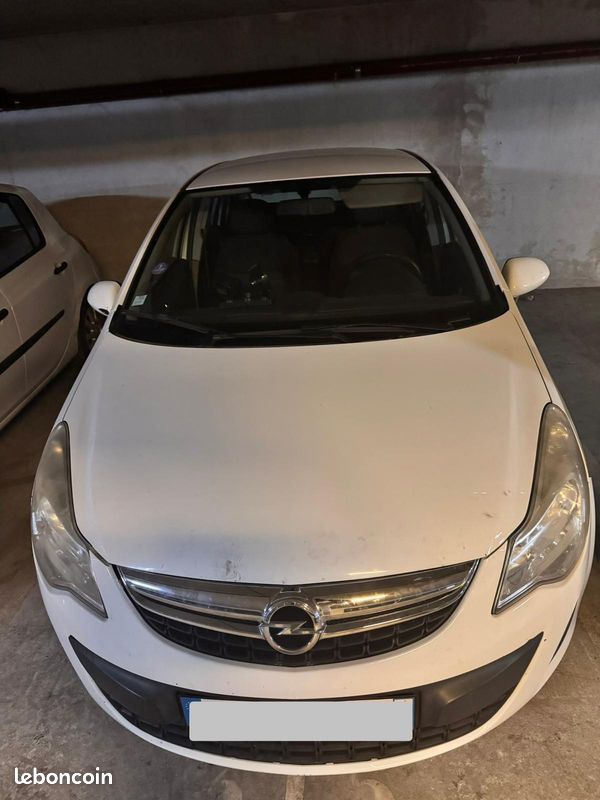 OPEL Corsa D 5 portes Phase 2 1.2 i 16V Twinport ecoFLEX 70 cv (image 3)