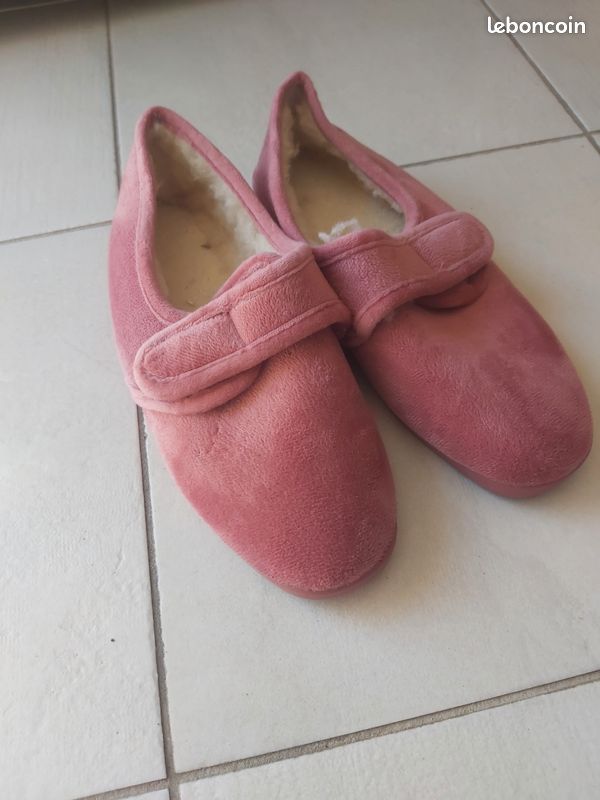 Chaussons largeur confort fourrés pure laine - Rose (image 1)