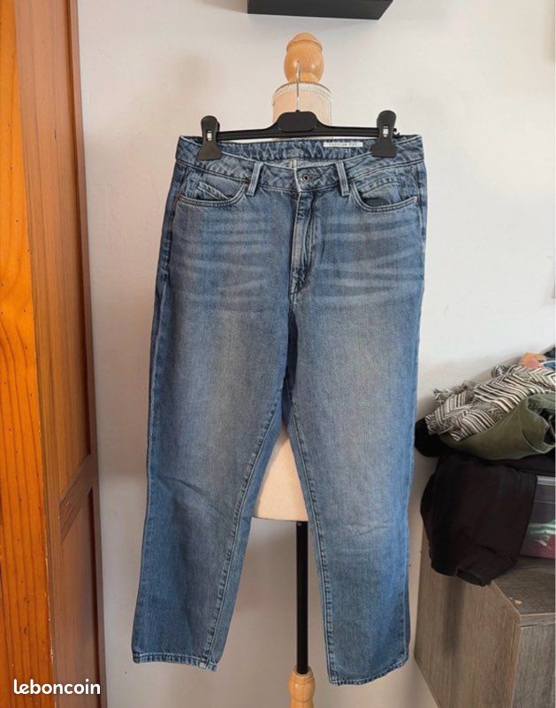 Jean EDC by Esprit Fashion Fit taille 27 đ (image 1)