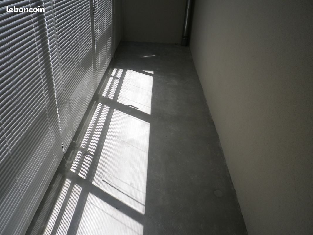 Studio rénové Avenue Montjovis - Limoges 87000 (image principale 2)