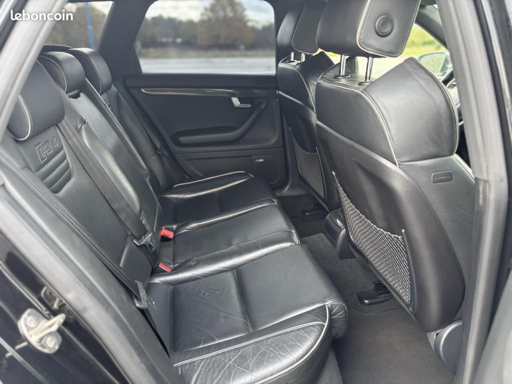 AUDI RS4 AVANT Quattro 4.2i V8 - 420ch - Origine France *ENTRETIEN COMPLET* GARANTIE 12 MOIS (image 18)