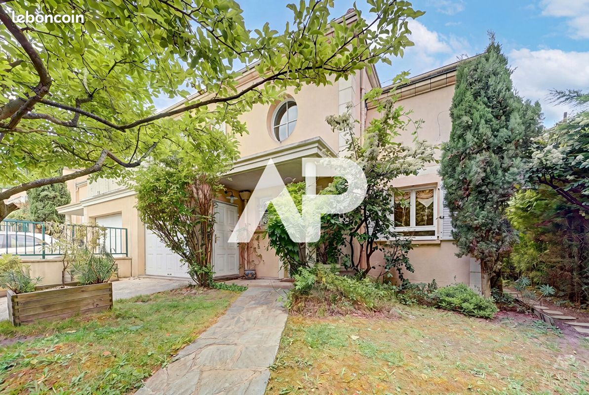 Maison 6 pièces 127 m² · à Rueil-Malmaison · 127 m² · 950 000 €