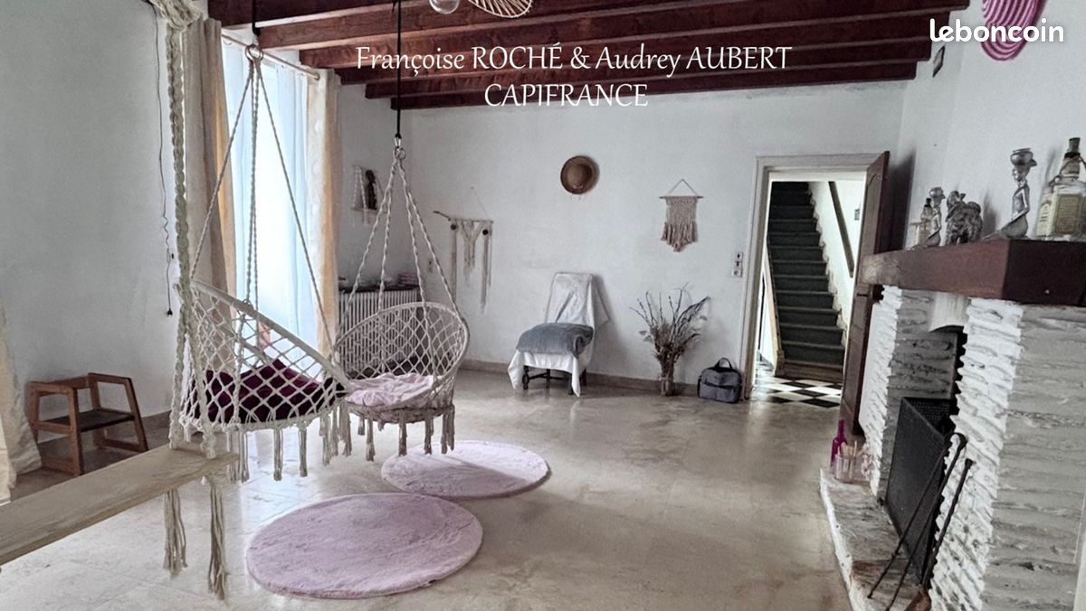 Maison 9 pièces 211 m² · à Taillebourg · 211 m² · 120 450 €