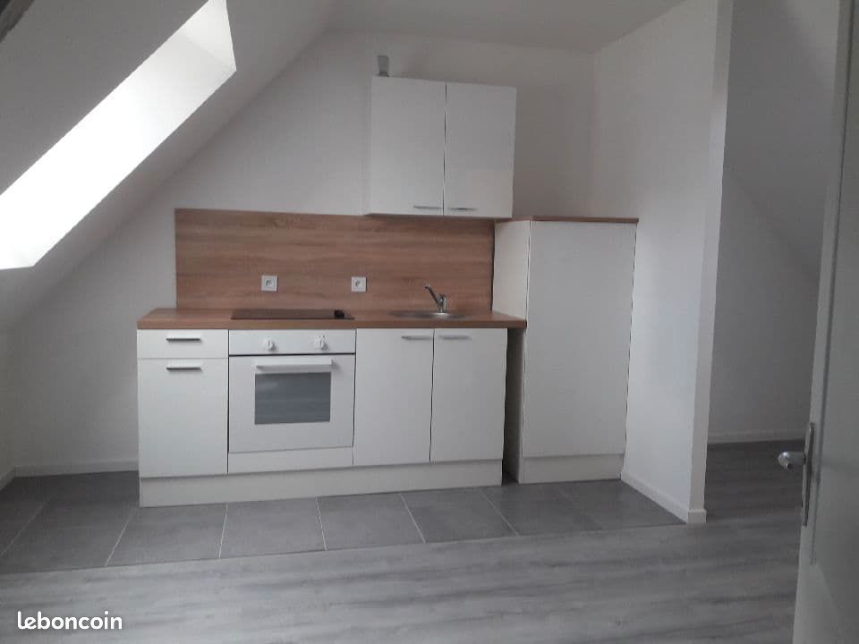Appartement 1 pièce 21 m² · à Courcelles-de-Touraine · 20,5 m² · 360 €/mois