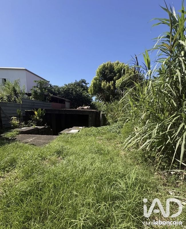 Terrain 240 m² · à Bras-Panon · 240 m² · 79 000 €