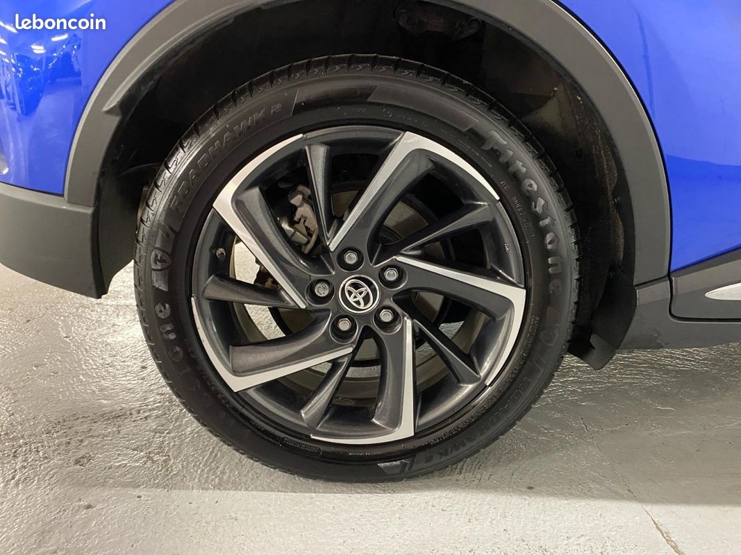 Toyota C-HR 184h Graphic 2WD E-CVT MC19 (image 17)
