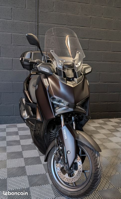 Yamaha Xmax 125 Tech Max / Équipé / LIVRAISON TOUTE LA FRANCE / FINANCEMENT POSSIBLE (image 3)