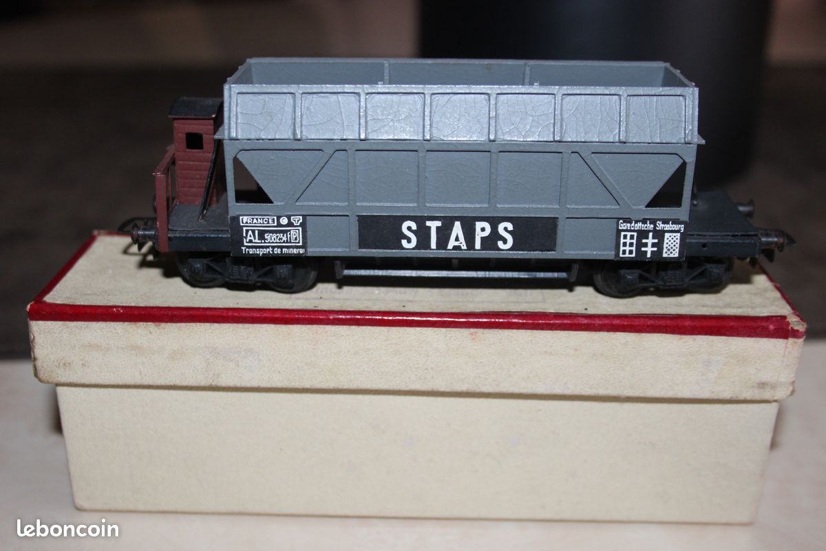 VB MAQUETTE WAGON TREMIE A BOGIES STAPS TRANSPORT DE MINERAI