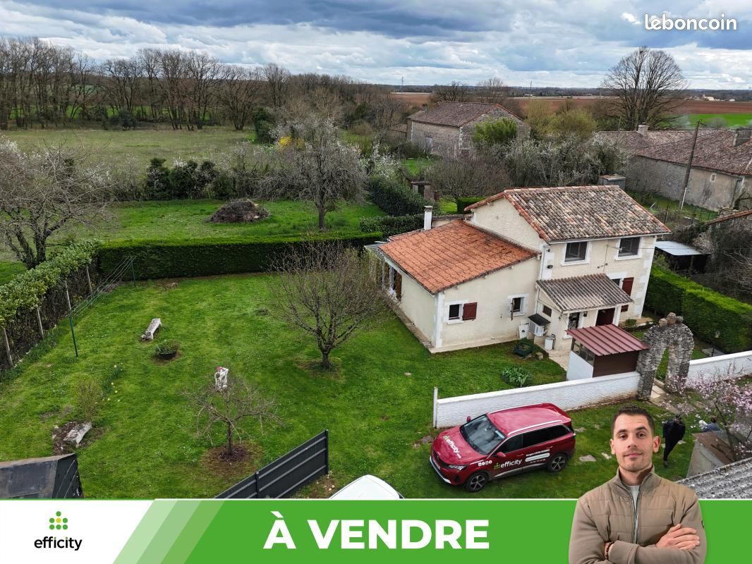 Maison 5 pièces 117 m² · à Blanzay · 117 m² · 96 000 €