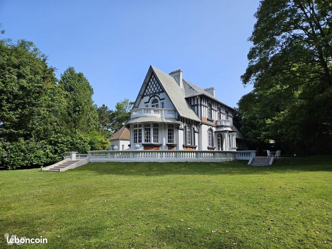 Maison 8 pièces 436 m² · à Wacquinghen · 436 m² · 1 250 000 €