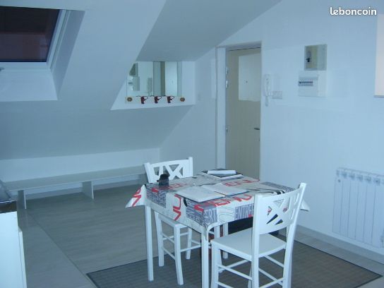 Grand Studio au centre de Beaucourt