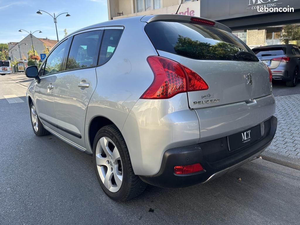 PEUGEOT 3008 1.6 e-HDi FAP - 112 - BV MP6 Allure Toit panoramique (image 3)