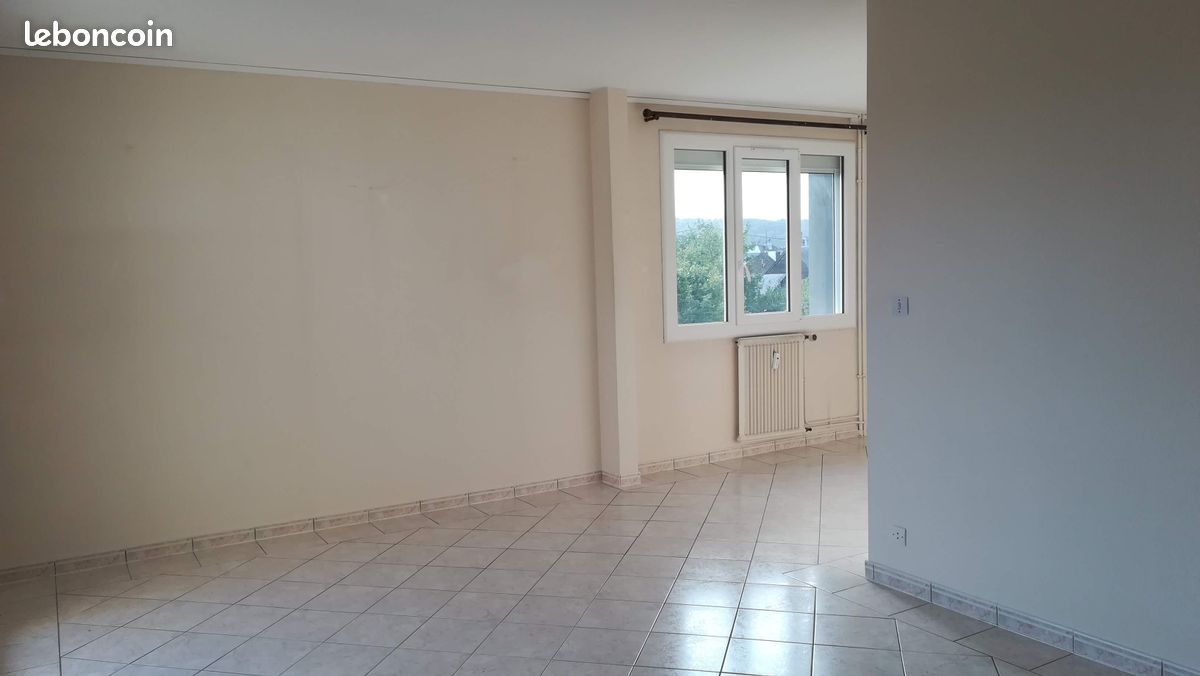 Appartement 4 pièces 83 m² · à Pont-Audemer · 83 m² · 560 €/mois