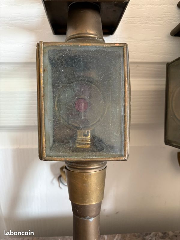 Paire de lampes 1970 en acier chromé et laiton