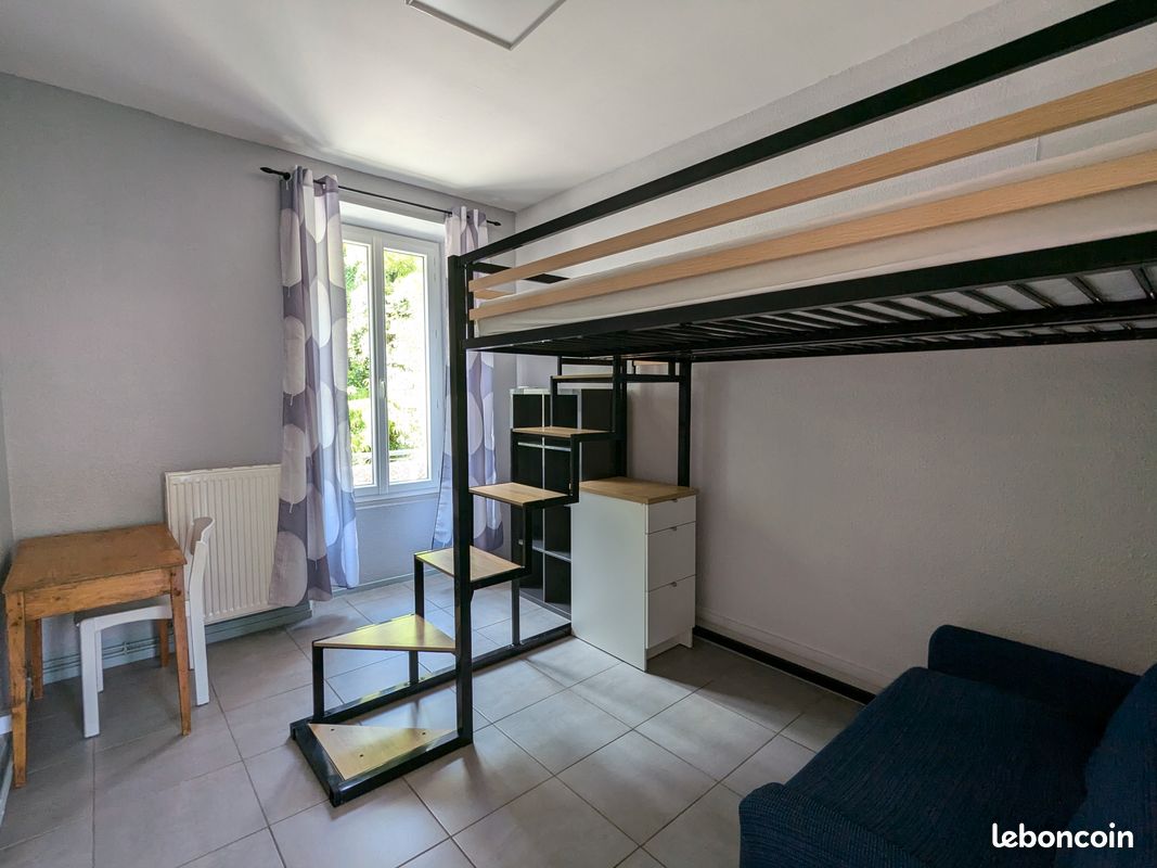 Appartement 2 pièces 28 m² · à Voiron · 28 m² · 520 €