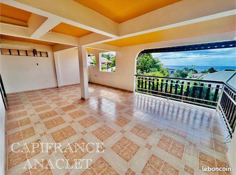 Appartement 3 pièces 61 m² · à La Trinité · 61 m² · 1 160 €