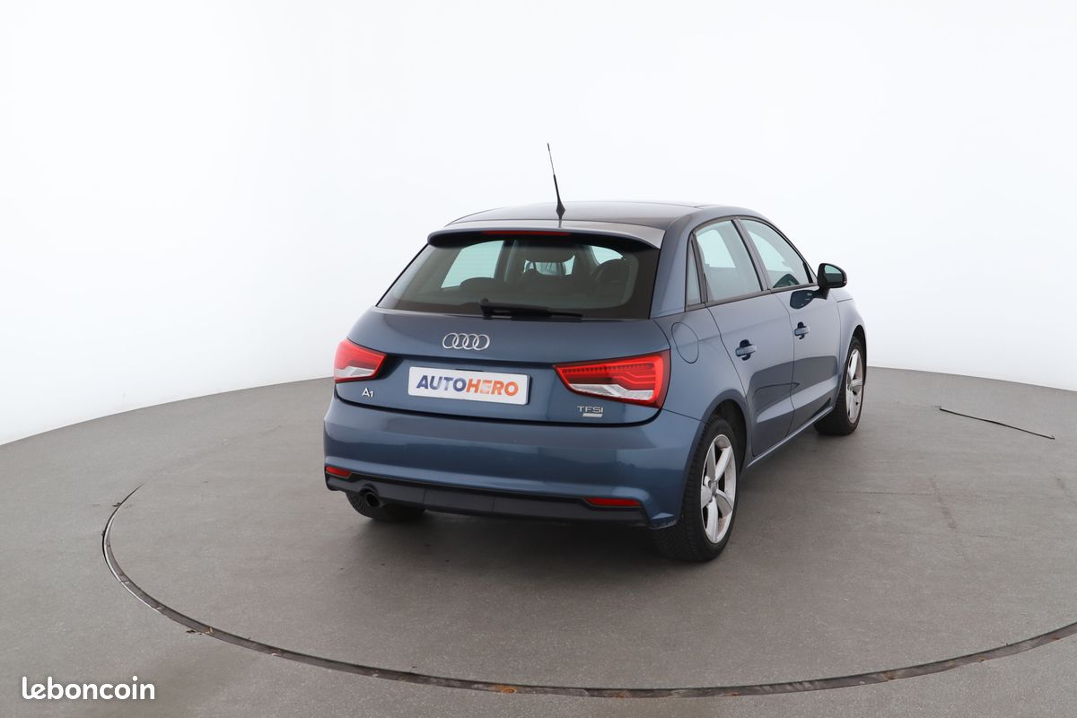 Audi A1 Sportback 1.0 TFSI Ultra Ambiente S Tronic 95 ch (image 3)