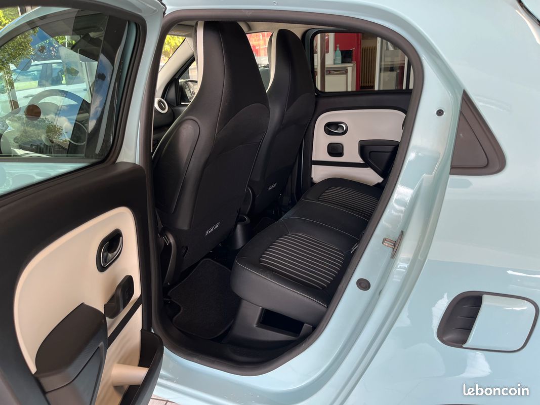 RENAULT TWINGO 1.0 SCe 75 ch INTENS avec 22055 KMS Apple CarPlay (image 6)