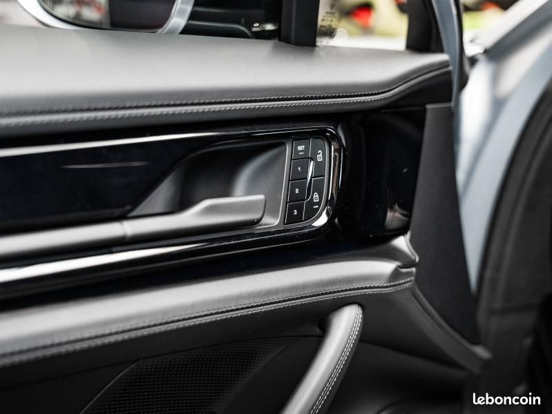 Porsche Panamera 2.9 V6 544ch 4S E-Hybrid (image 24)