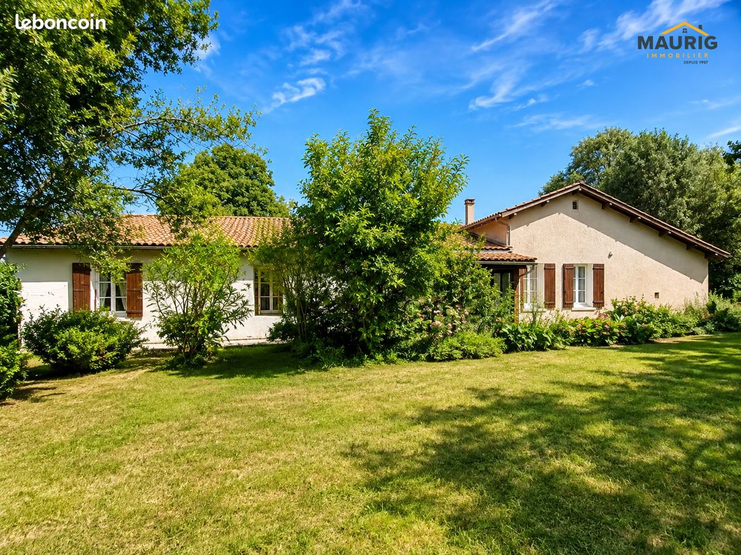 Maison 7 pièces 142 m² · à Virazeil · 142 m² · 128 400 €