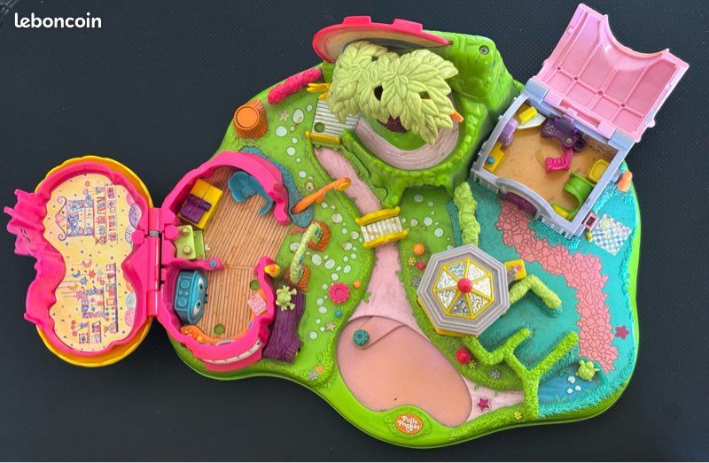 Polly Pocket Monde Magique Bluebird 1997 - Aimanté - Bâtiment Maison Château Avec Chiens