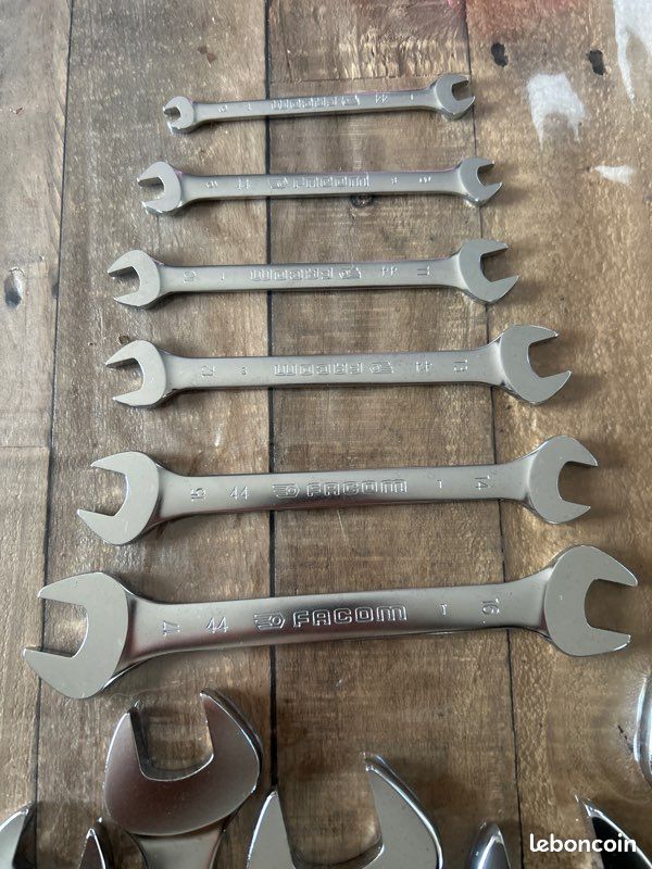 Lot cle plate FACOM - Bricolage
