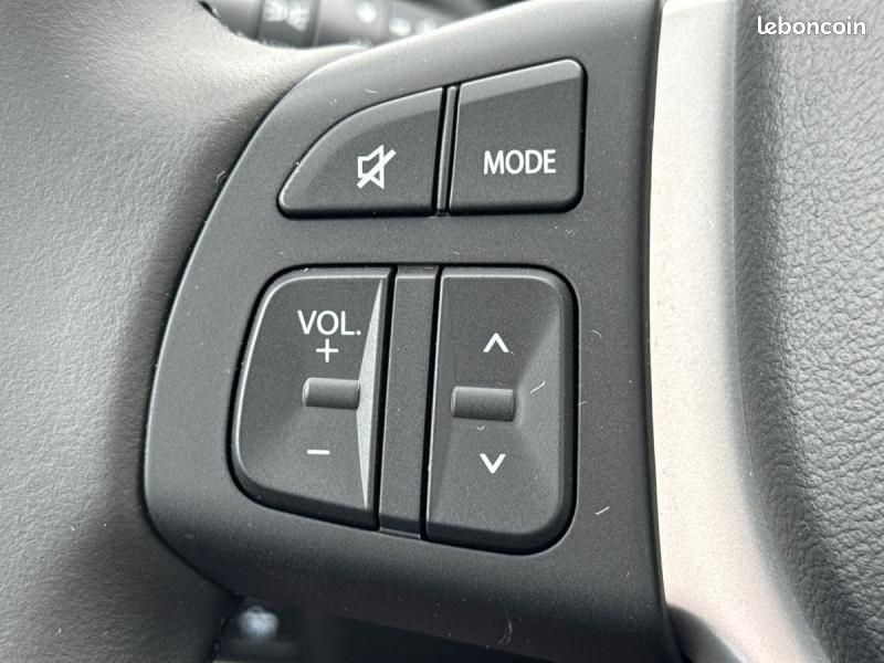 Suzuki S-Cross 1.4 Boosterjet Hybrid 110ch Style MY25 (image 16)