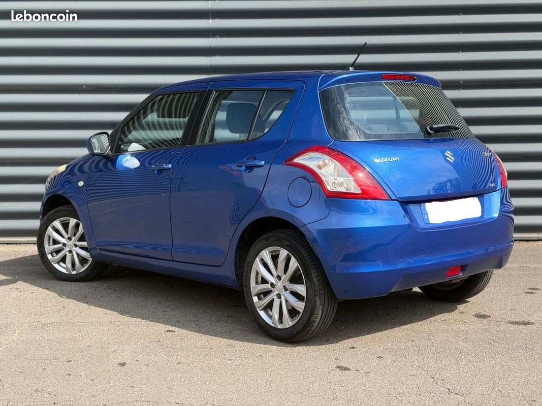 Suzuki Swift 1.2 VVT 95 4X4 GLX 5 portes Phase 2 Bluetooth (image 4)
