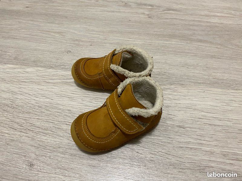 Chaussures bébé garçon Kickers fourrees Chaussures