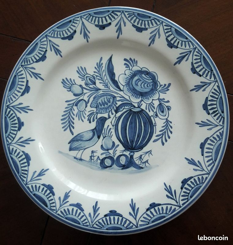 Assiette DELFT XIIIème diam 24 cm superbe - C9 (image 1)