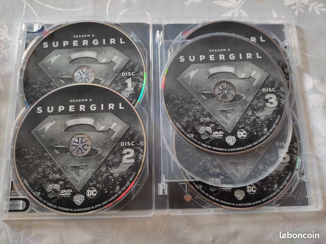 Coffret DVD Supergirl saisons 1-3 (image 4)