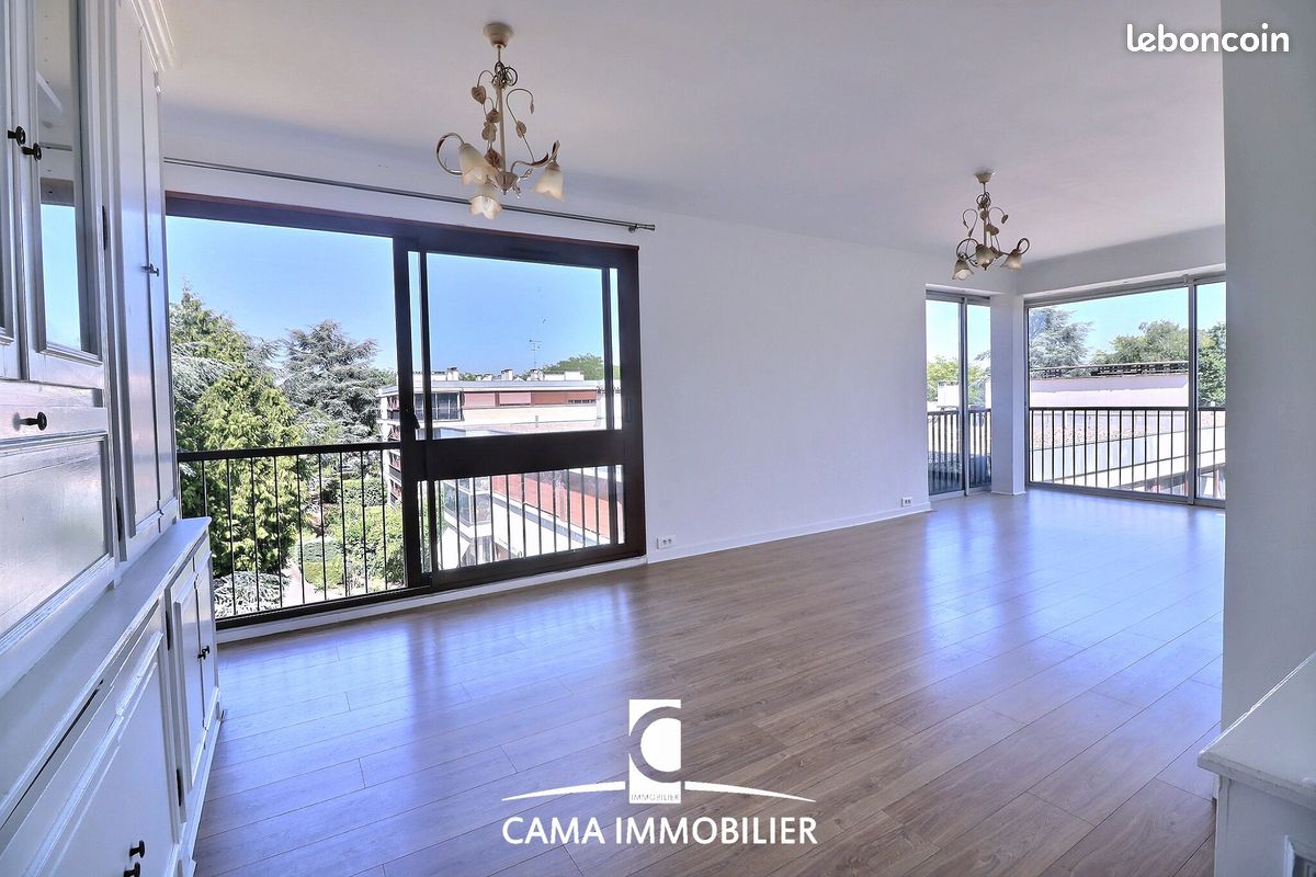 Appartement 5 pièces 98 m² · à Fontenay-le-Fleury · 98 m² · 267 700 €