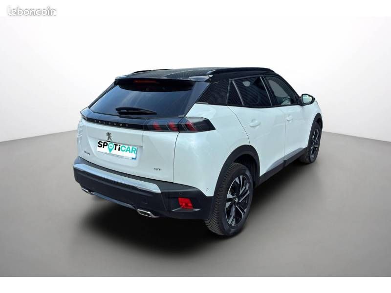 Peugeot 2008 PureTech 130 S&S EAT8 GT (image 8)