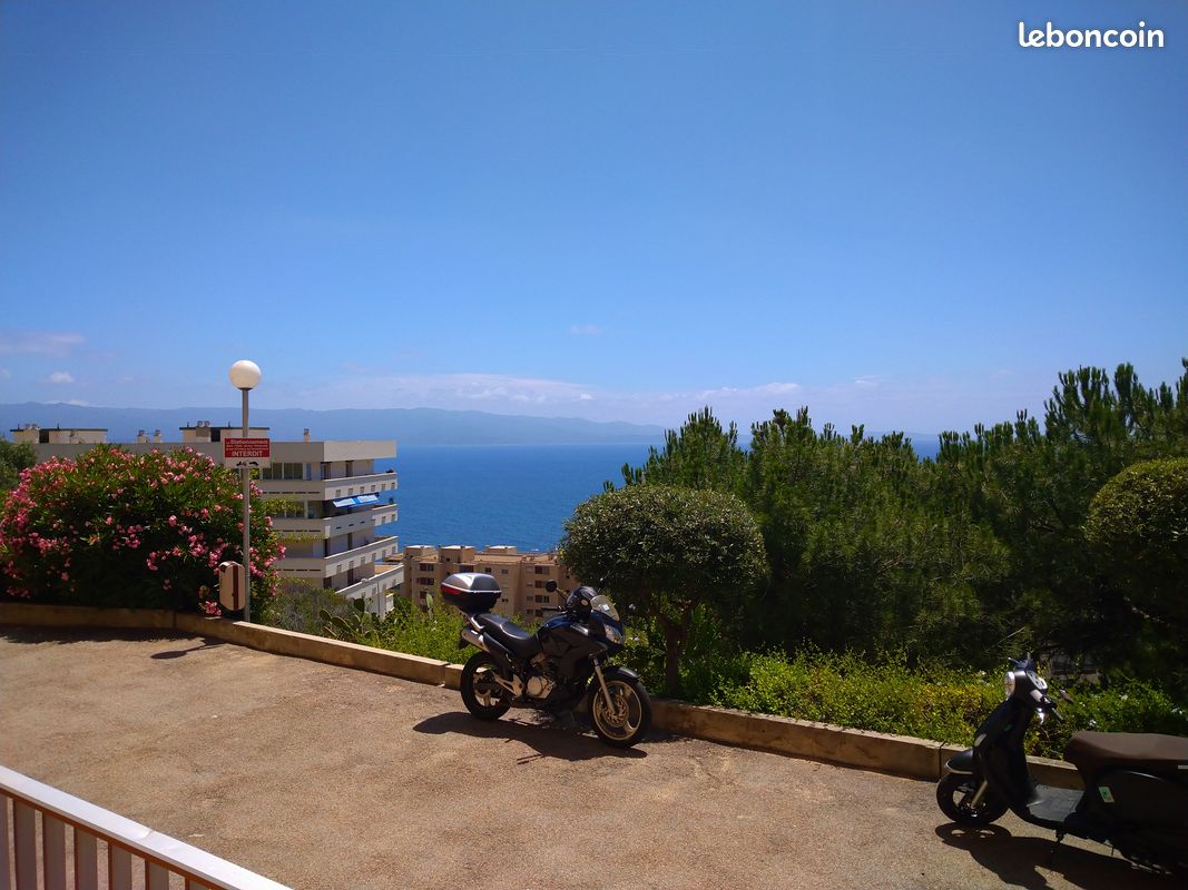 Appartement 2 pièces 51 m² · à Ajaccio · 51 m² · 850 €