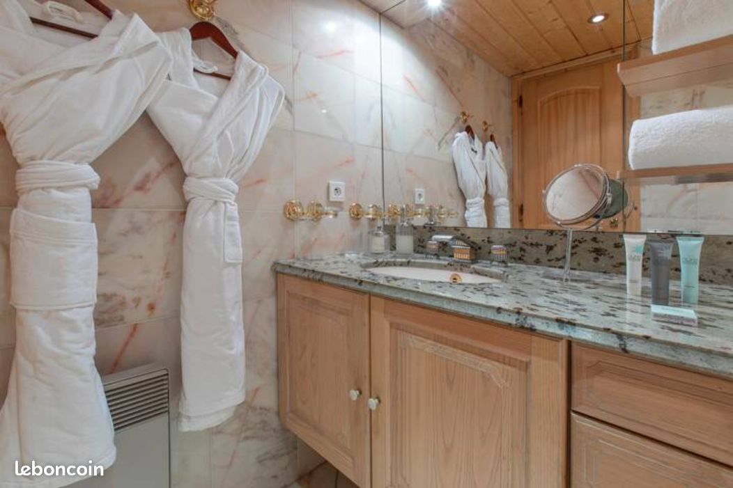 EXCLUSIVITE A SAISIR - Megève proche village "Le Boréal" 8-10 pers (image 13)