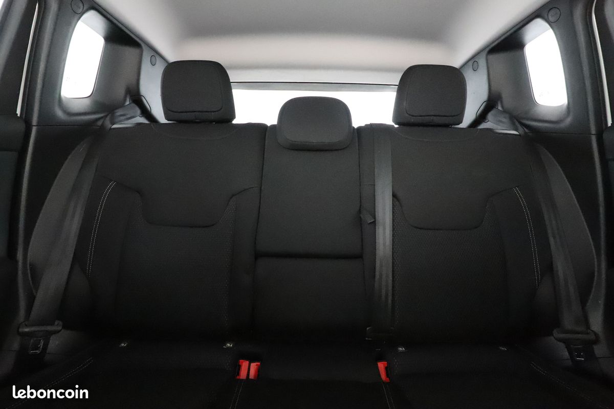 Jeep Renegade 1.3 GSE T4 Limited BVR6 150 ch (image 9)