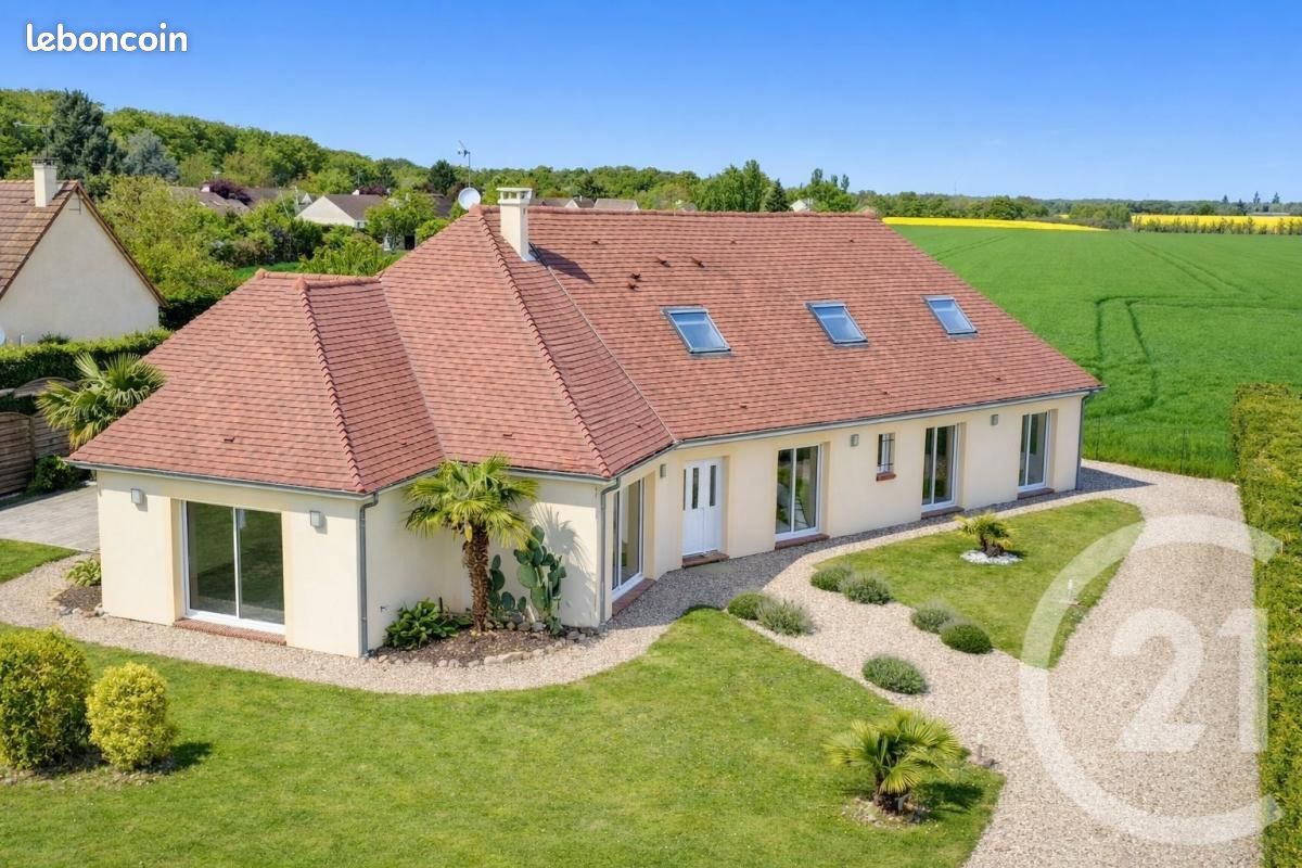 Maison 10 pièces 242 m² · à Marcilly-sur-Eure · 242 m² · 473 000 €