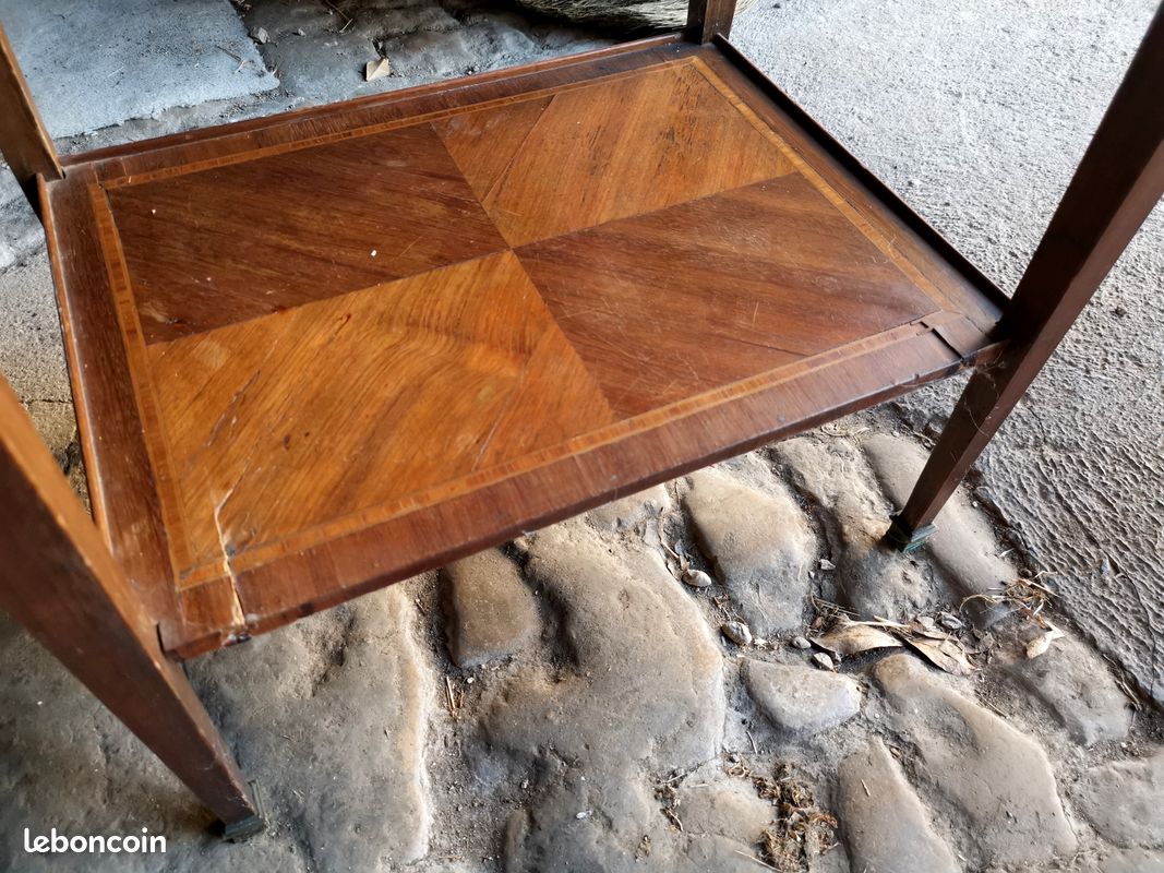 Table de chevet noyer style Louis 16, marqueterie (image 3)
