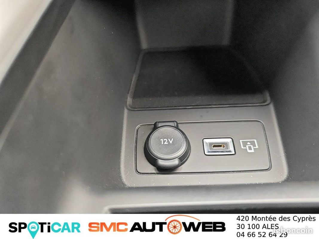 PEUGEOT 308 Hybrid 136 e-DCS6 GT (image 26)