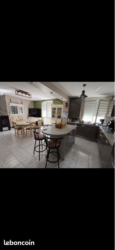 Maison 4 pièces 140 m² · à Gonfreville-l'Orcher · 140 m² · 225 000 €