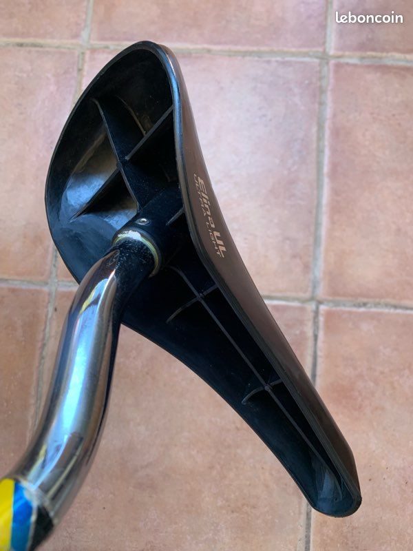 Tige de Selle Bmx ECLAT Pivotal 25.4mm Violet