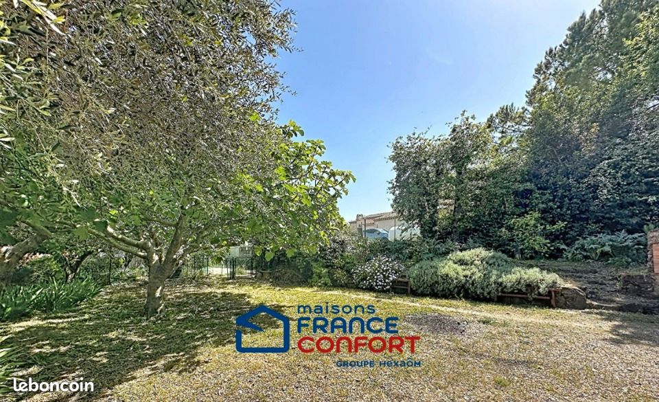 Terrain 443 m² Roquebrune Sur Argens · à Roquebrune-sur-Argens · 218 500 €