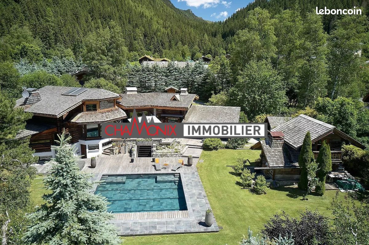Maison 10 pièces 468 m² · à Chamonix-Mont-Blanc · 468 m² · 7 350 000 €