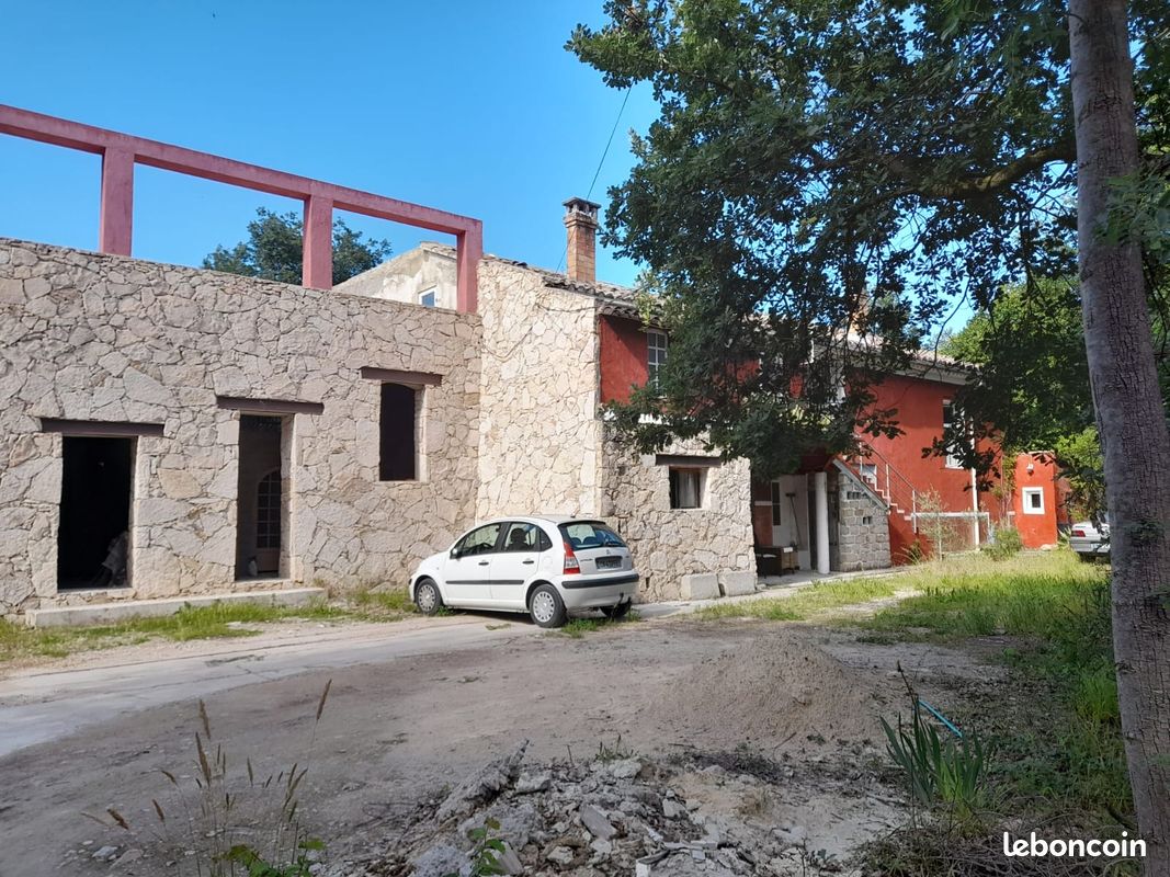 Appartement 3 pièces 43 m² · à Le Thor · 43 m² · 550 €