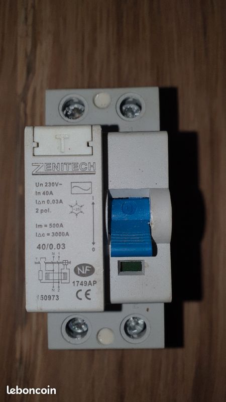 Disjoncteur différentiel 30ma (image 1)